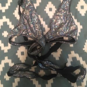 iHeartRaves METALLIC WRAP TOP